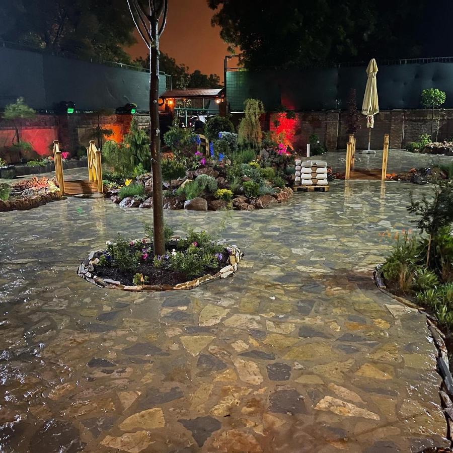 Каштел Pancevo Hotell Eksteriør bilde