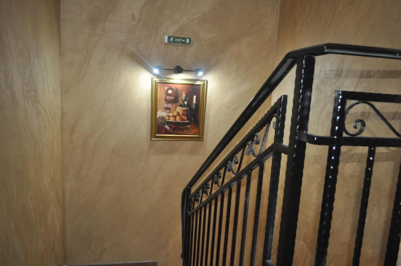 Каштел Pancevo Hotell Eksteriør bilde